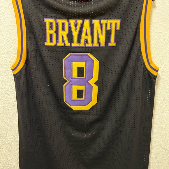 Kobe Bryant jersey! Brand new! - Picture 2 of 2